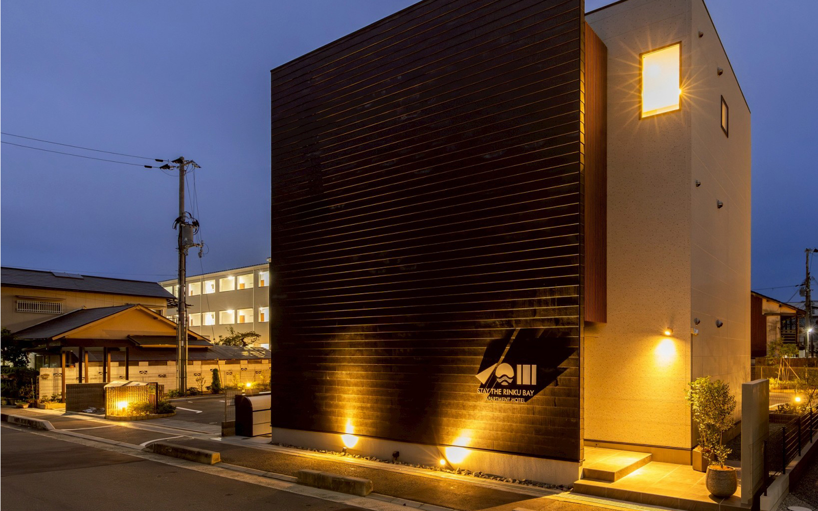 STAY THE RINKU BAY apartment hotel